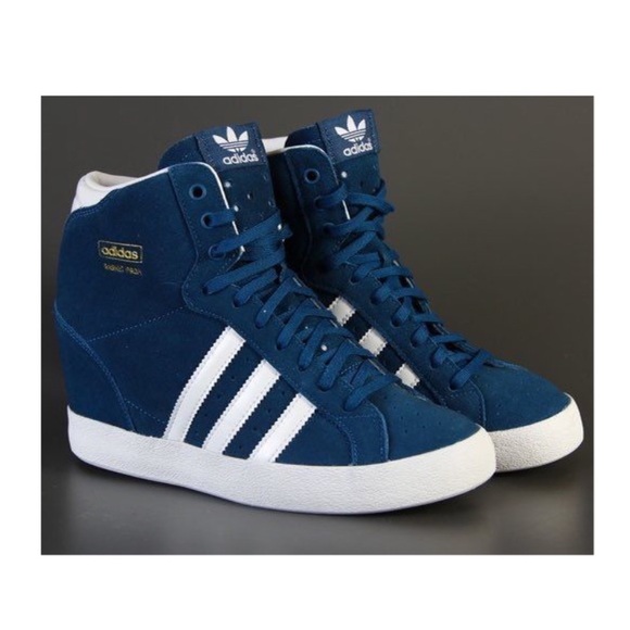 pitch perfect wedge sneakers